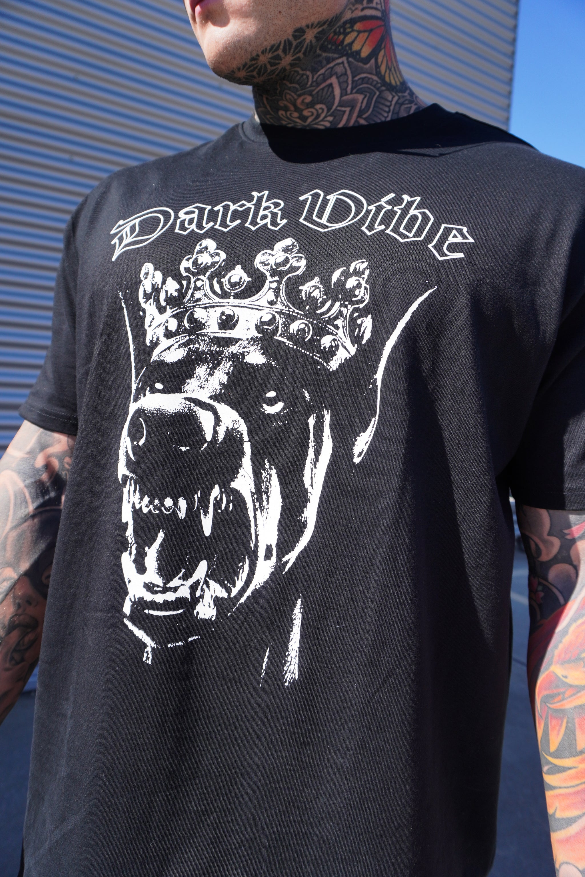 DARK VIBE DOBERMAN T-SHIRT