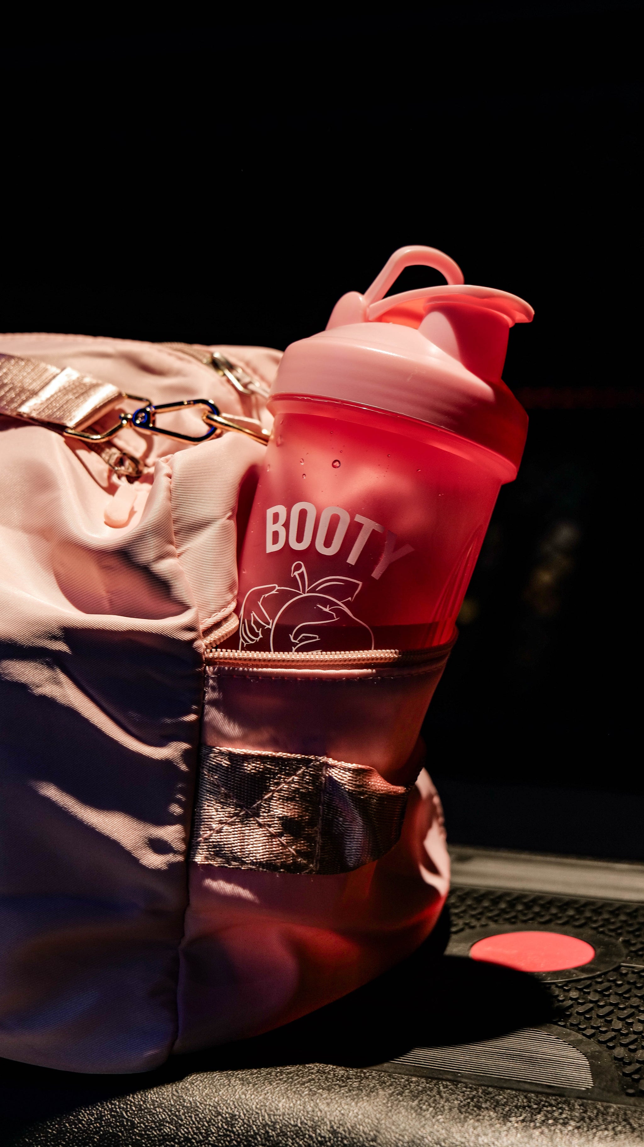 BABY PINK BOOTY MOMMY SPORT BAG